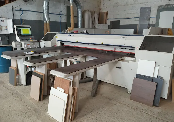 Máquina SCM Star de Fitagem na Matrix Madeiras